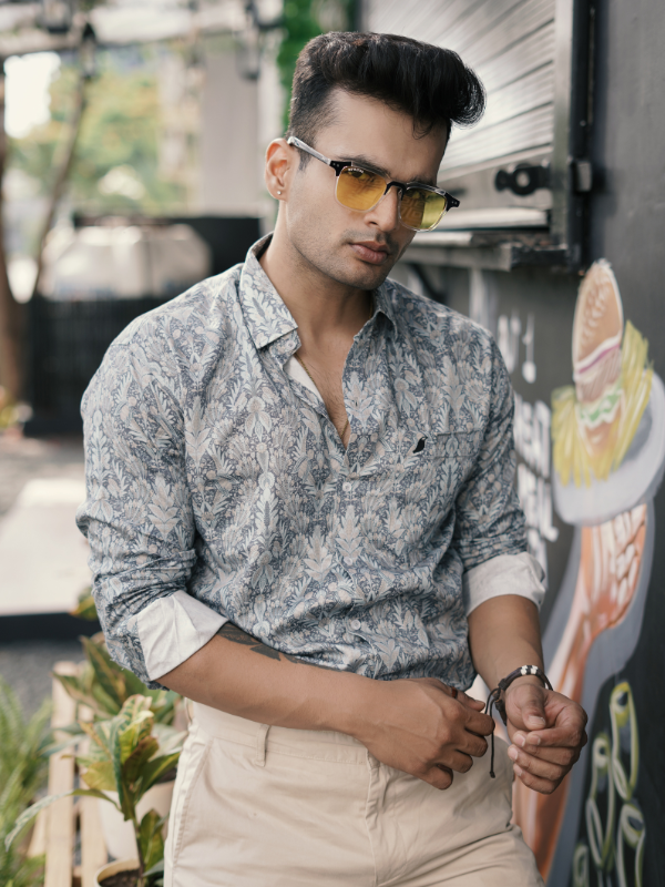 What is the purpose of yellow lens sunglasses Royaltail