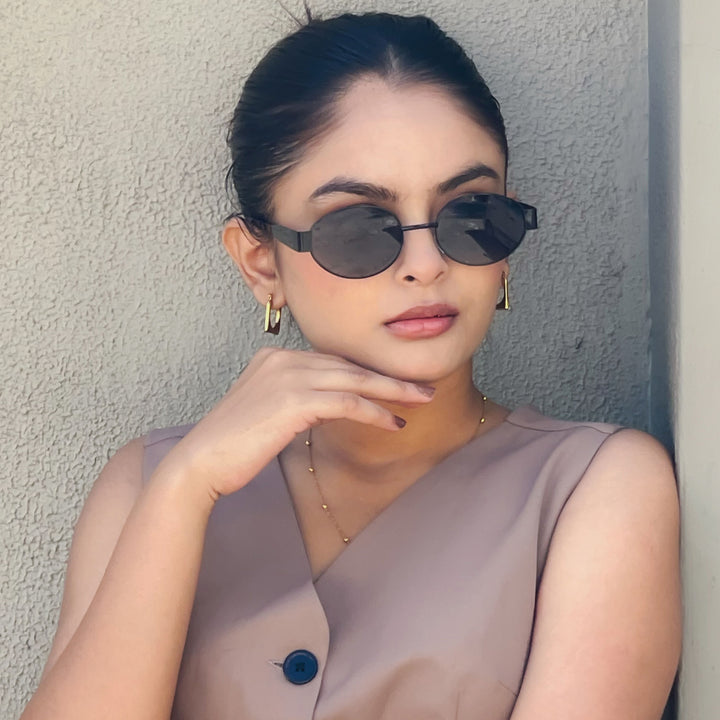 Oval Shape Sunglasses for Men & Women | Black Frame & Black Glass - ROYALTAIL