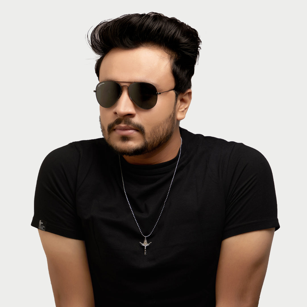 Black Classic Glass and Black Frame Aviator Sunglasses for men and Women - ROYALTAIL