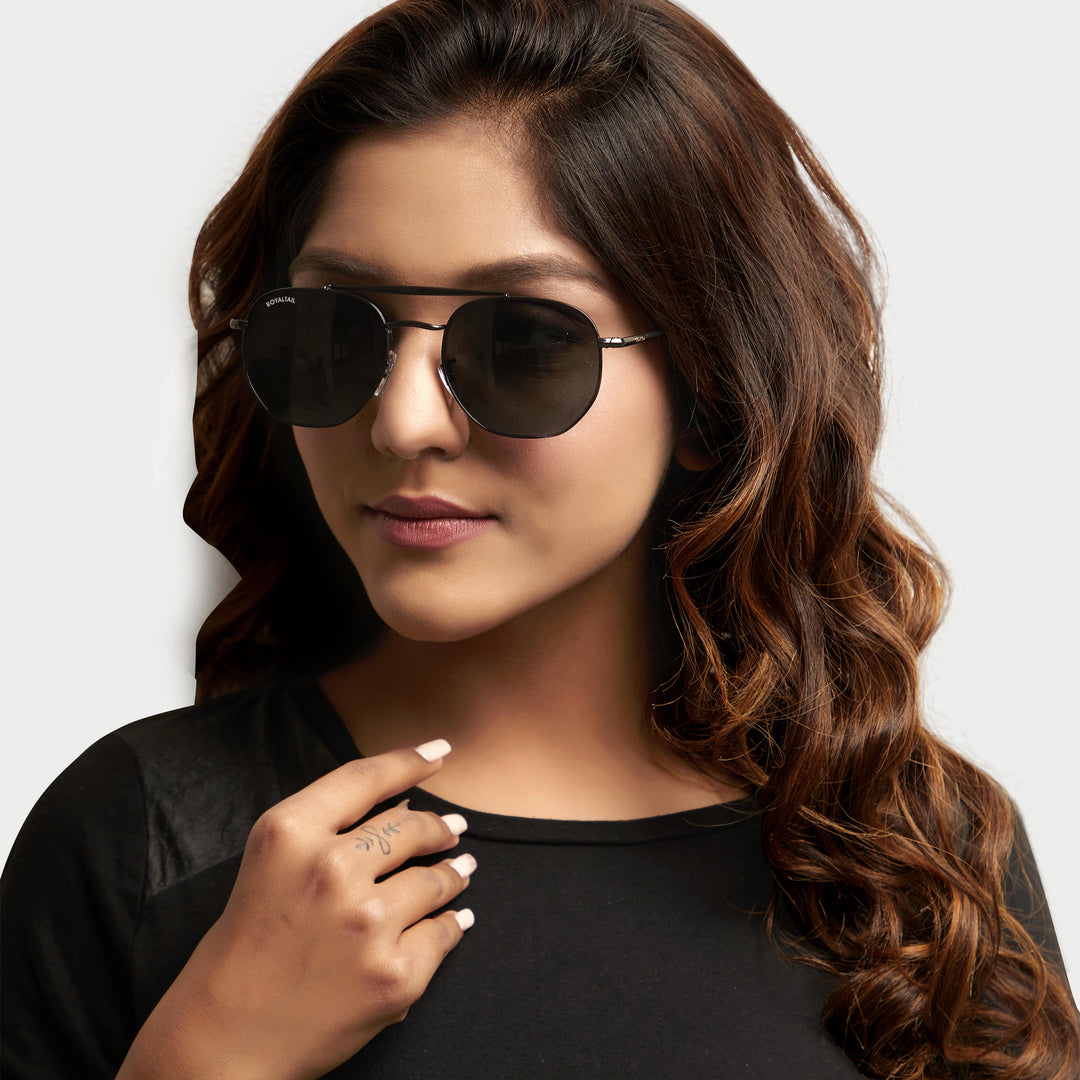 Black round sunglasses with black lenses, photo 11