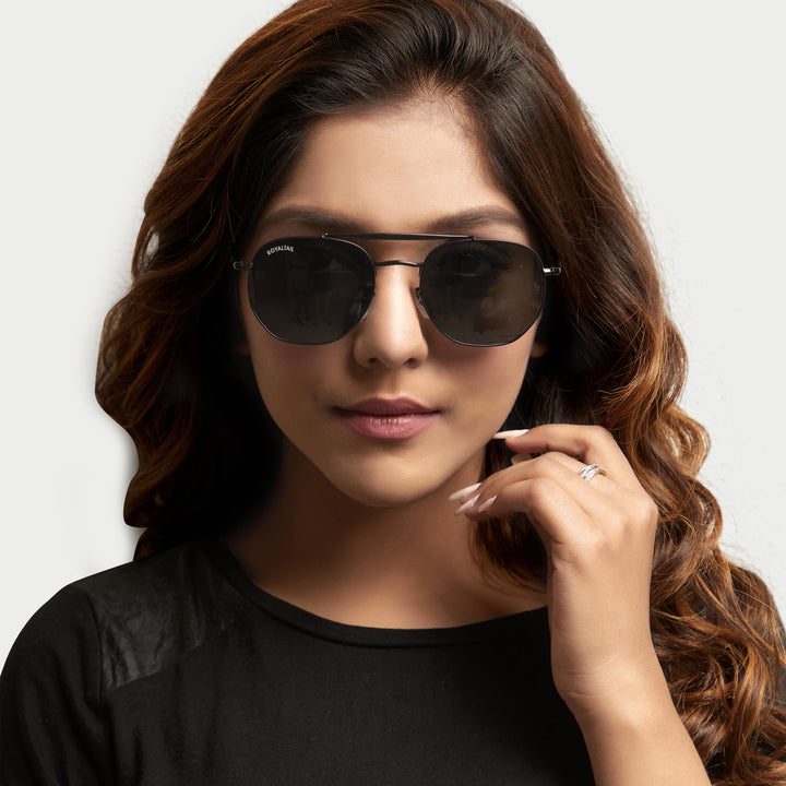 ROYALTAIL black round sunglasses, black lens