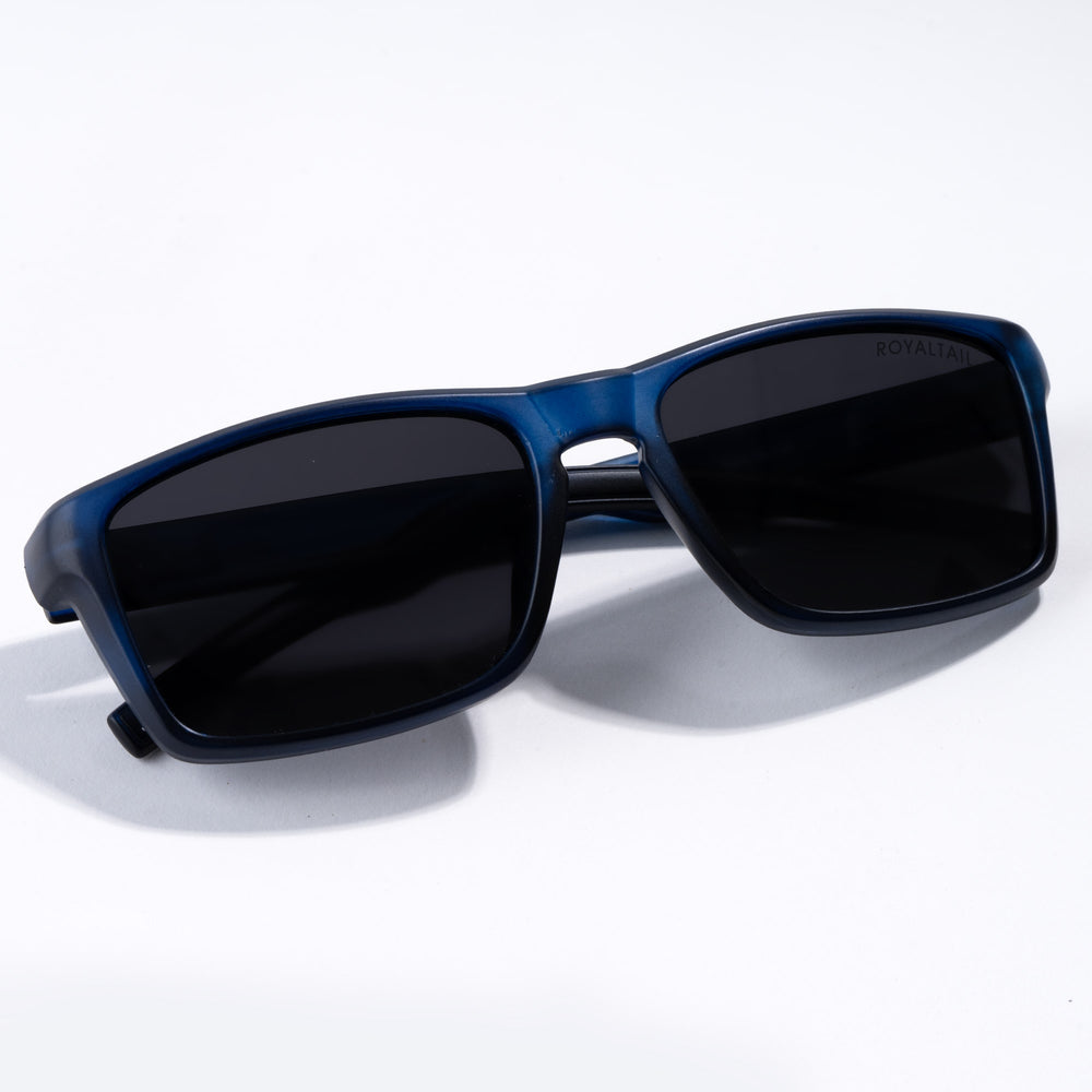 Rectangle sunglasses for men and women, blue frame and black lenses