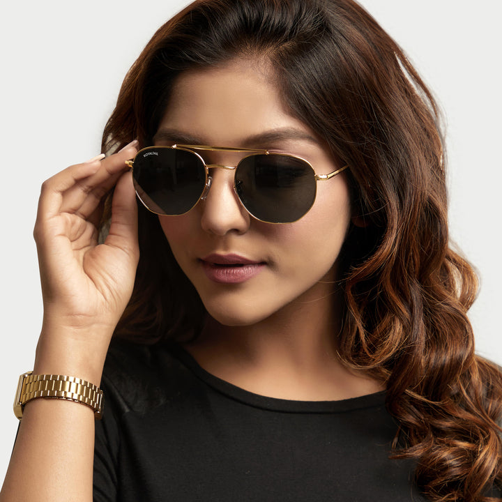 Gold round sunglasses with black lenses, photo 12