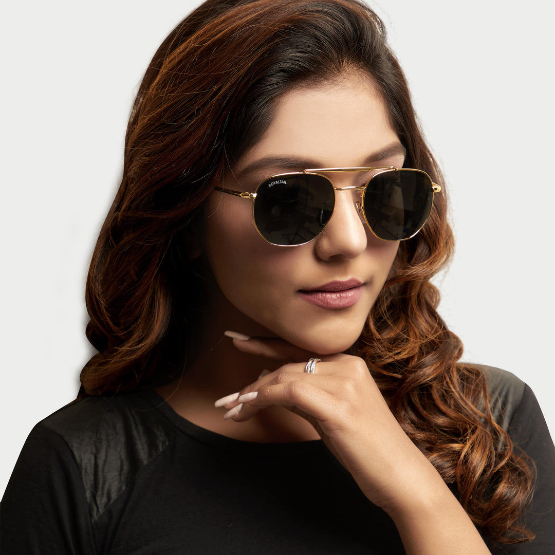 Round sunglasses for men and women, gold frame and black lenses