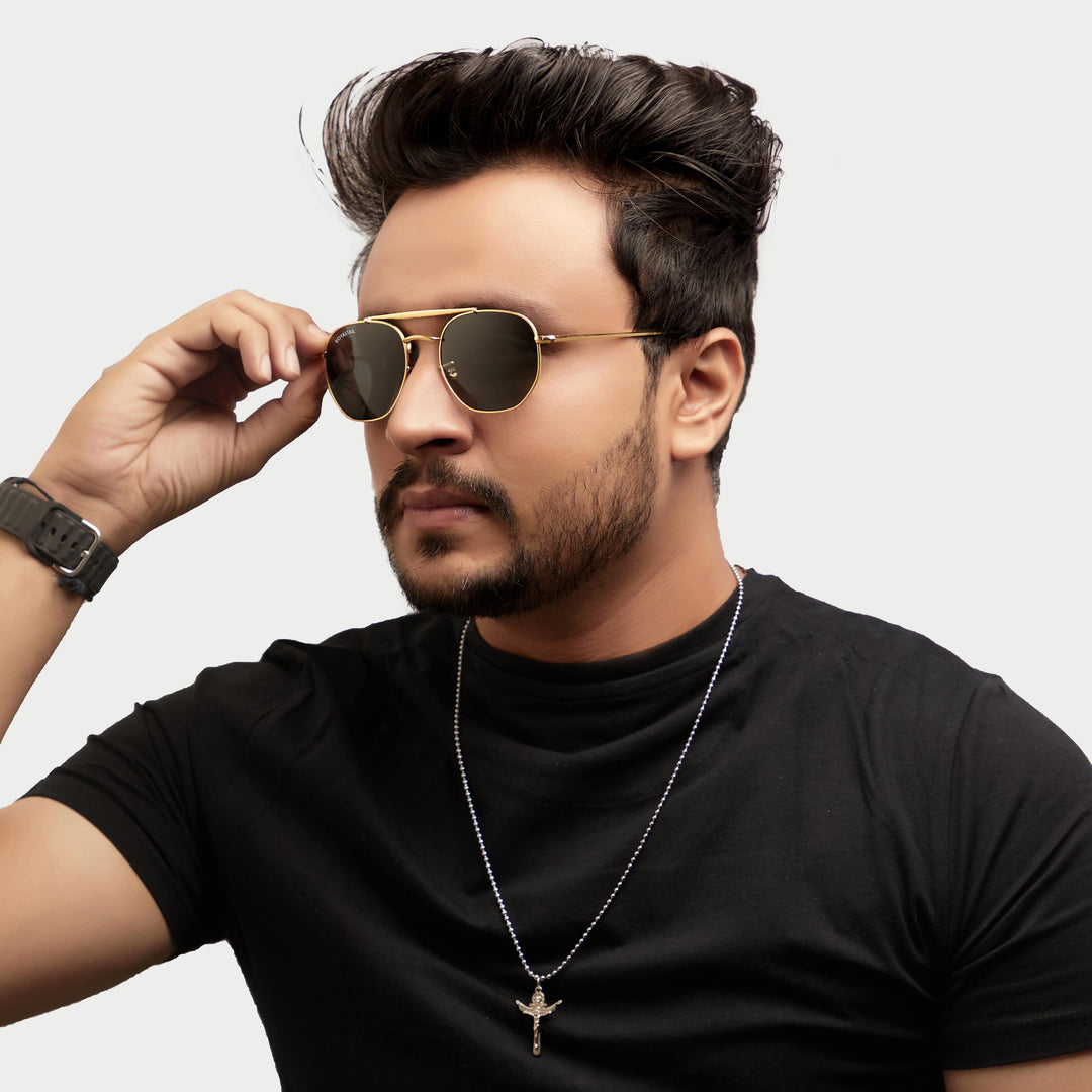 ROYALTAIL gold round sunglasses, black lens