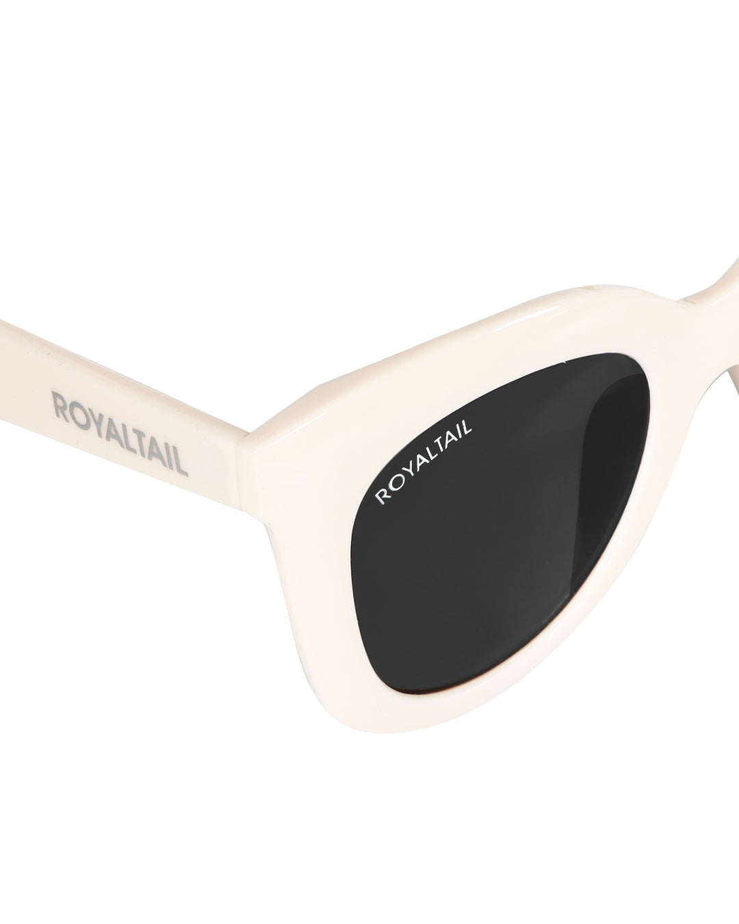 Squared Off White UV Protected Oval Sunglasses RT053
