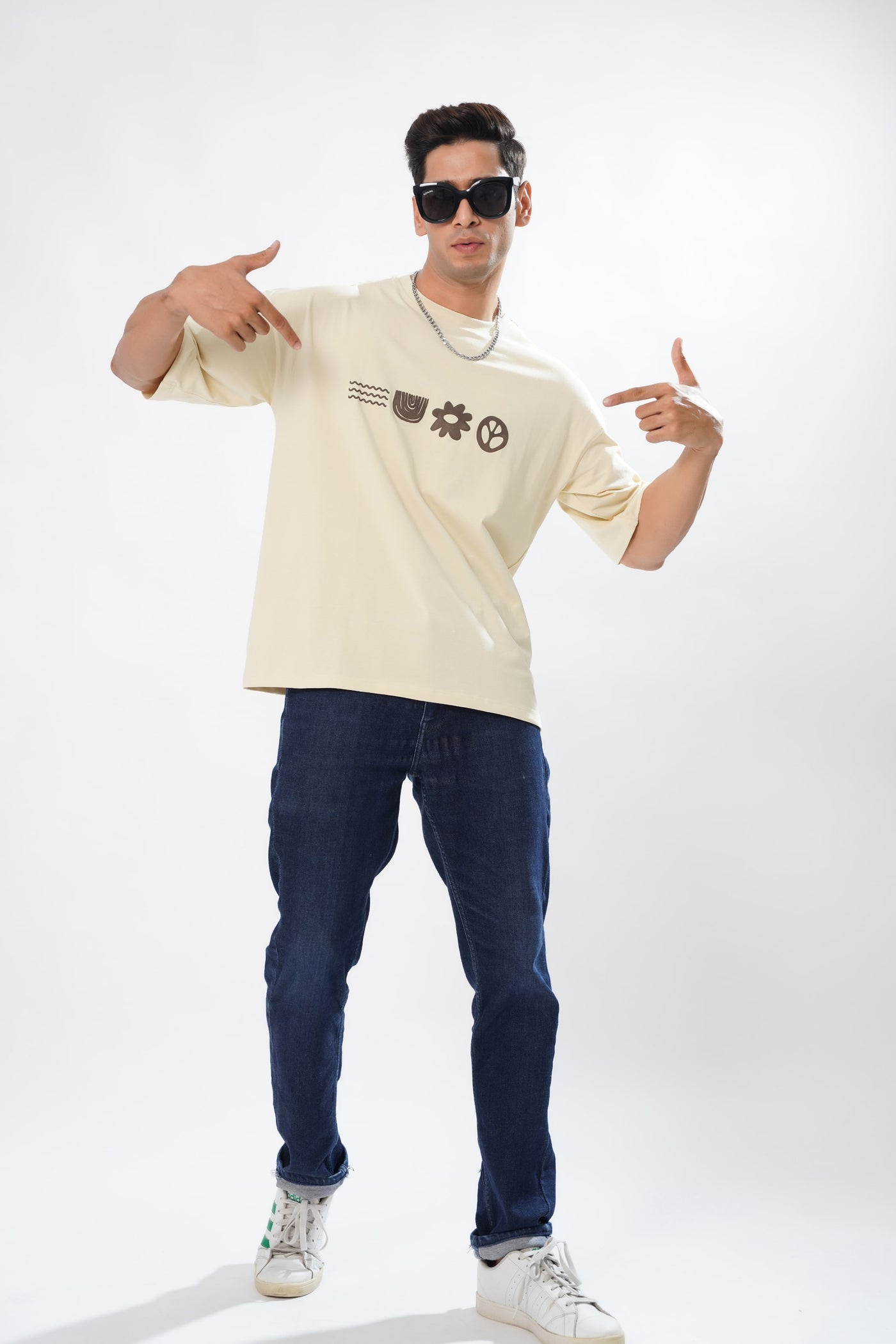 LVORY CREAM COTTON GRAPHIC PRINTED OVERSIZED T-SHIRT