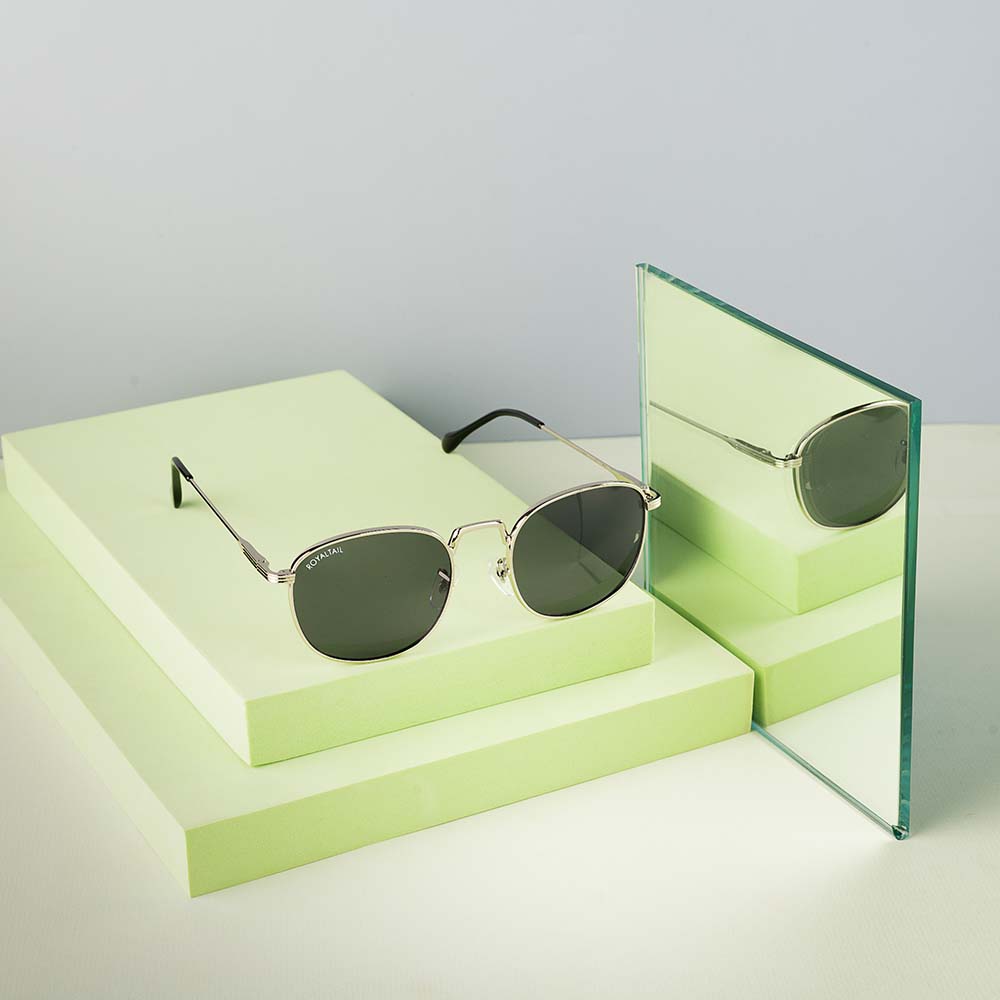 Silver round sunglasses with black lenses – ROYALTAIL
